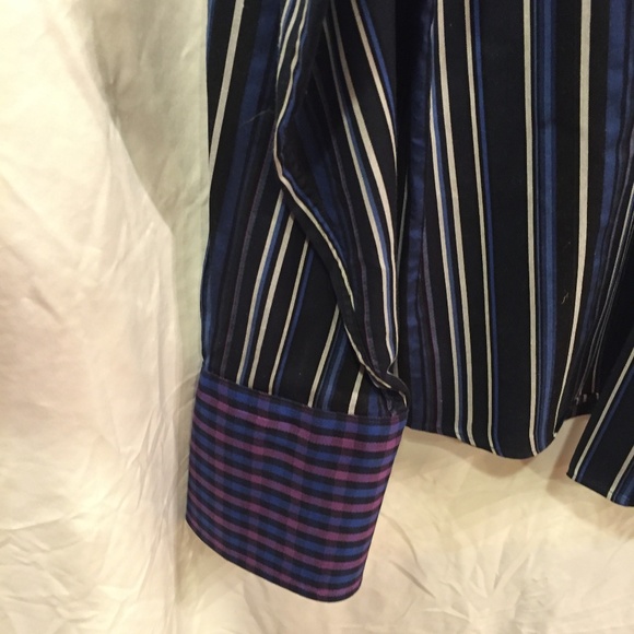 EUC Express Modern Fit Button Down, Size Large - Picture 4 of 7